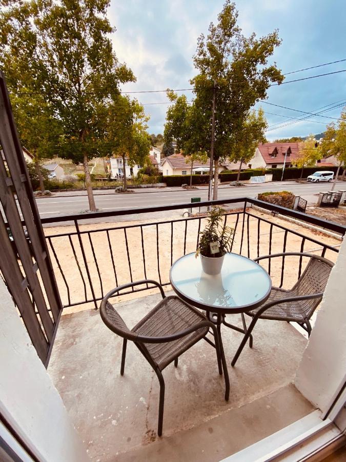 Toul Appartement Entier Avec Parking Prive Au Calme Cosy A Etage Avec Balcon מראה חיצוני תמונה